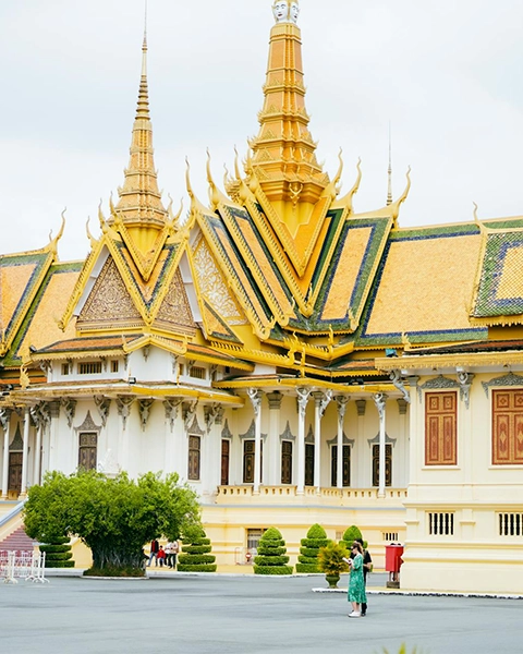 royal palace in phnom penh