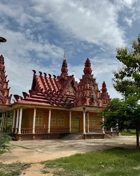 Angkor Chey Pagoda