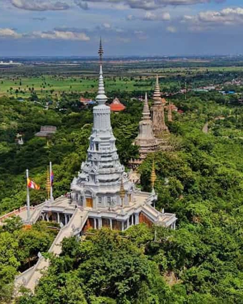 Oudong Mountain (Phnom Oudong)