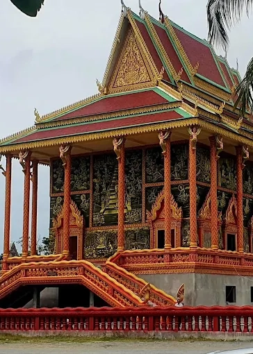Trapang Kroloeng Pagoda