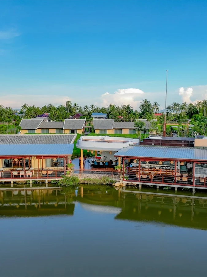 Komsan Kampot Resort