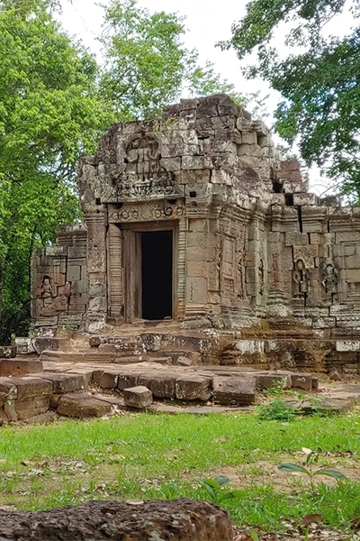 Prasat Chrung Northwest