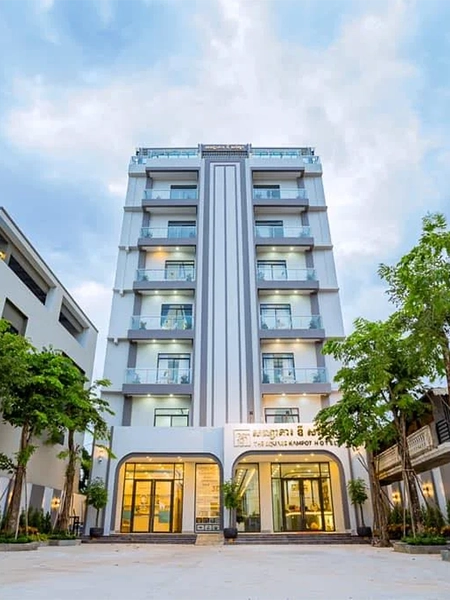 The Square Kampot Hotel