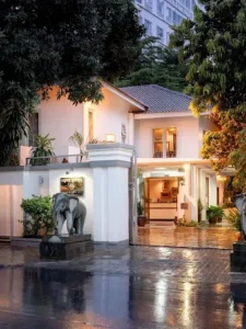 Skyline Boutique Hotel