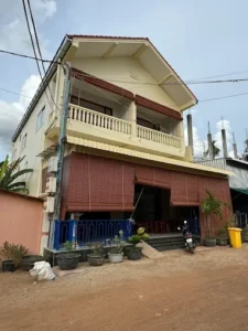 Dary’s Village Guesthouse & Restaurant