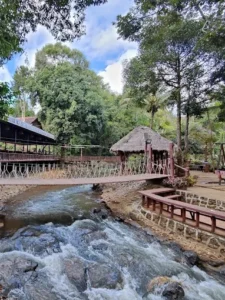 Oromis Guest House and Restaurant