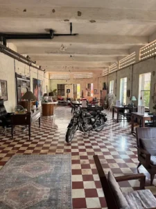 Privada Lodge – Historic Hotel – Rooftop Bar & Grill