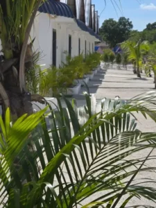 White Beach Long Set