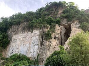 Bat Cave Phnom Sampov